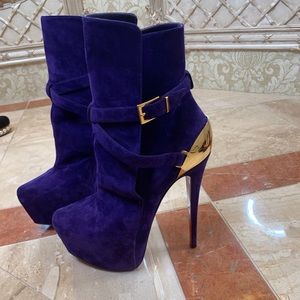 Christian Louboutin Equestria purple suede boots